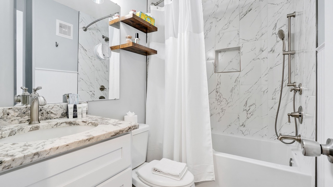 Photo of Bathroom in Wilmington Beach
