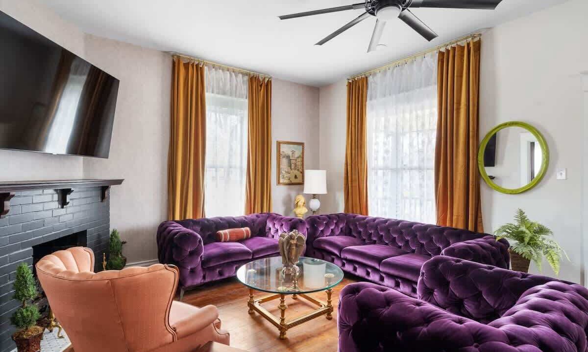 Photo of Livingroom in Beechmont