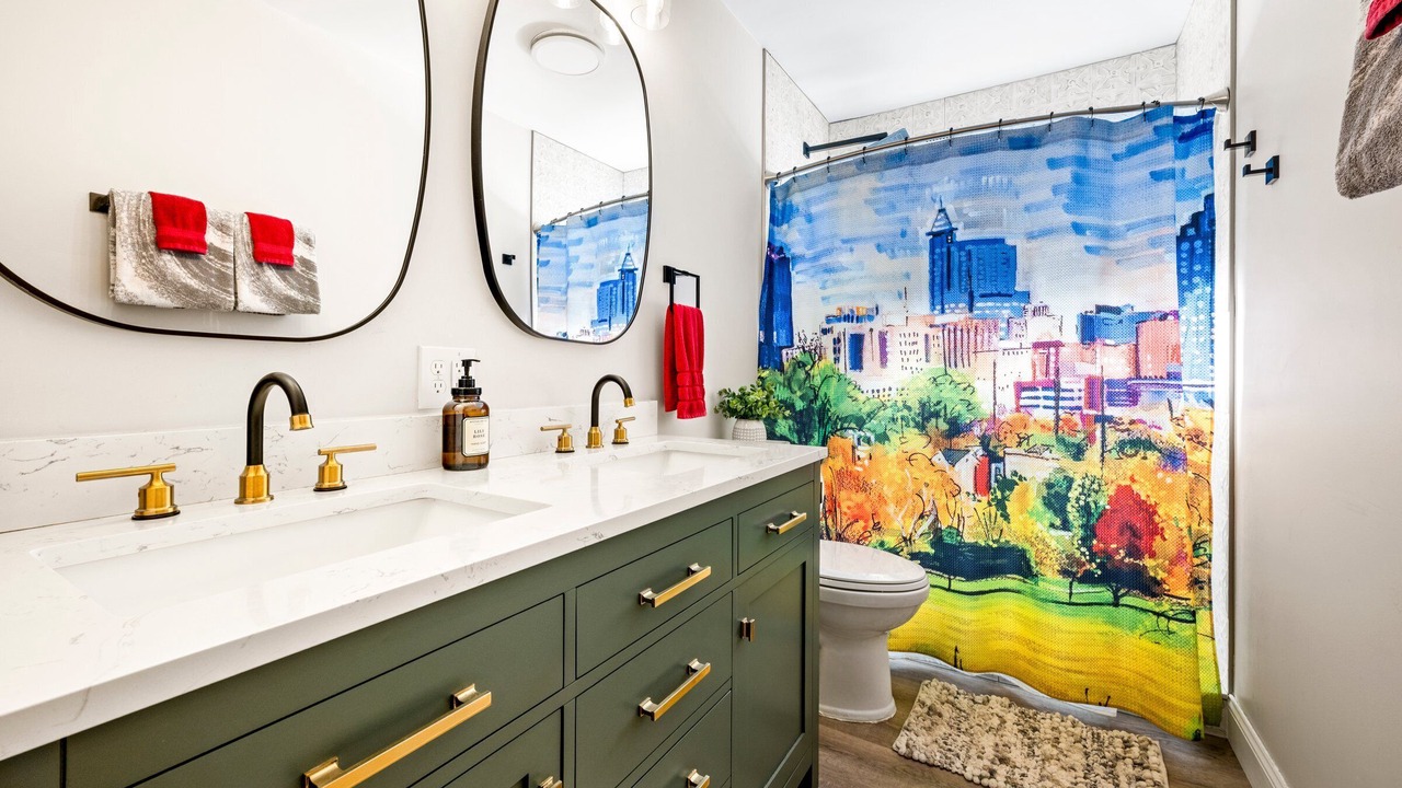 Photo of Bathroom in University Park