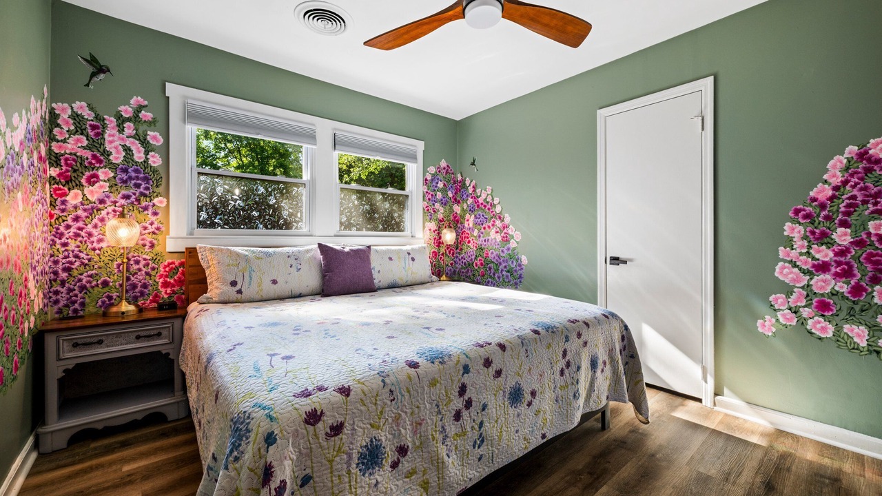 Photo of Bedroom in University Park
