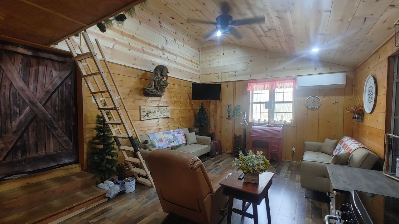 Photo of Livingroom in Sloans Valley