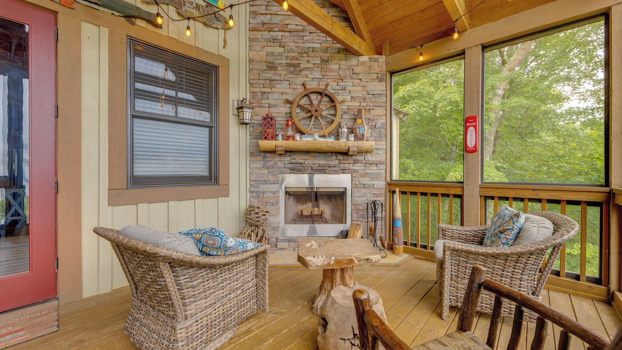Photo of Livingroom in Bear Lake Reserve
