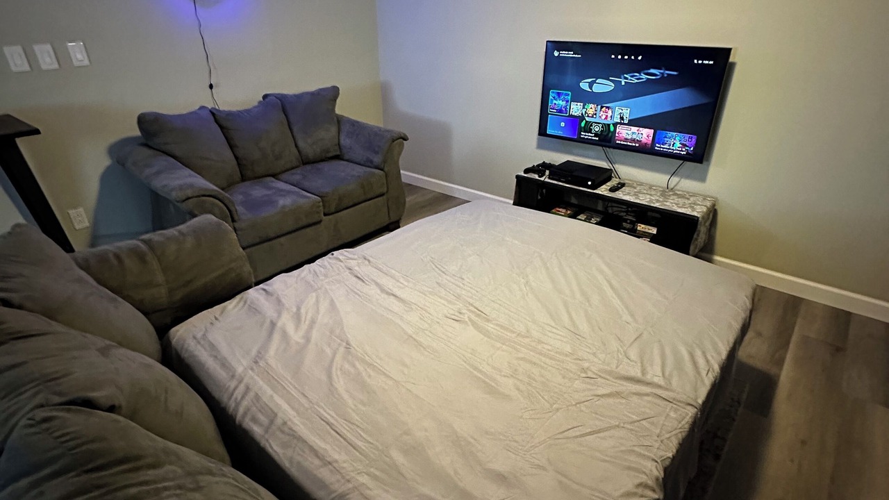 Photo of Bedroom in Newcomb