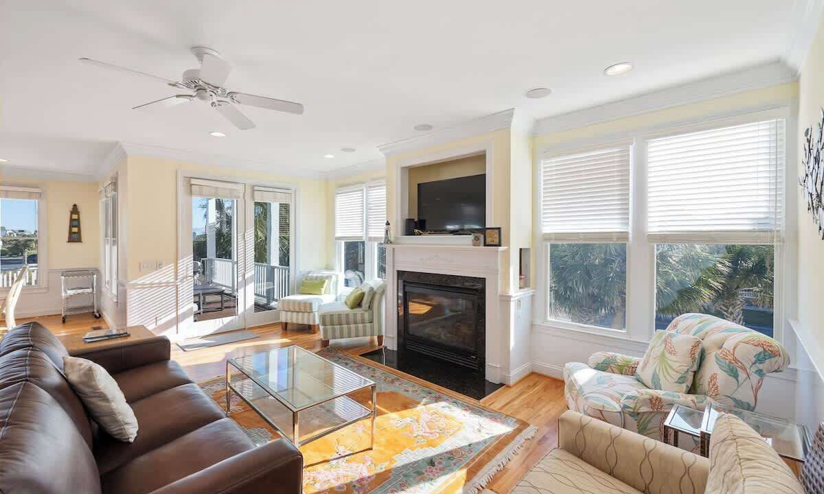 Photo of Livingroom in North Carolina Coast