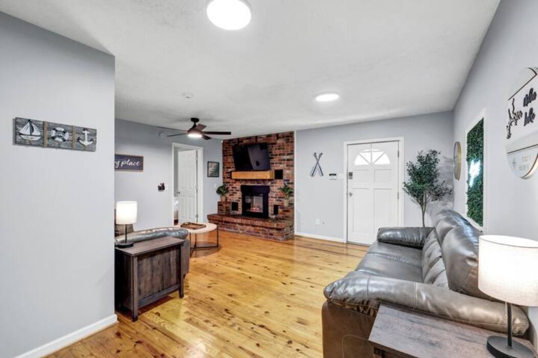 Photo of Livingroom in Clarkson