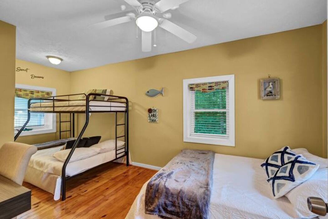Photo of Bedroom in Clarkson