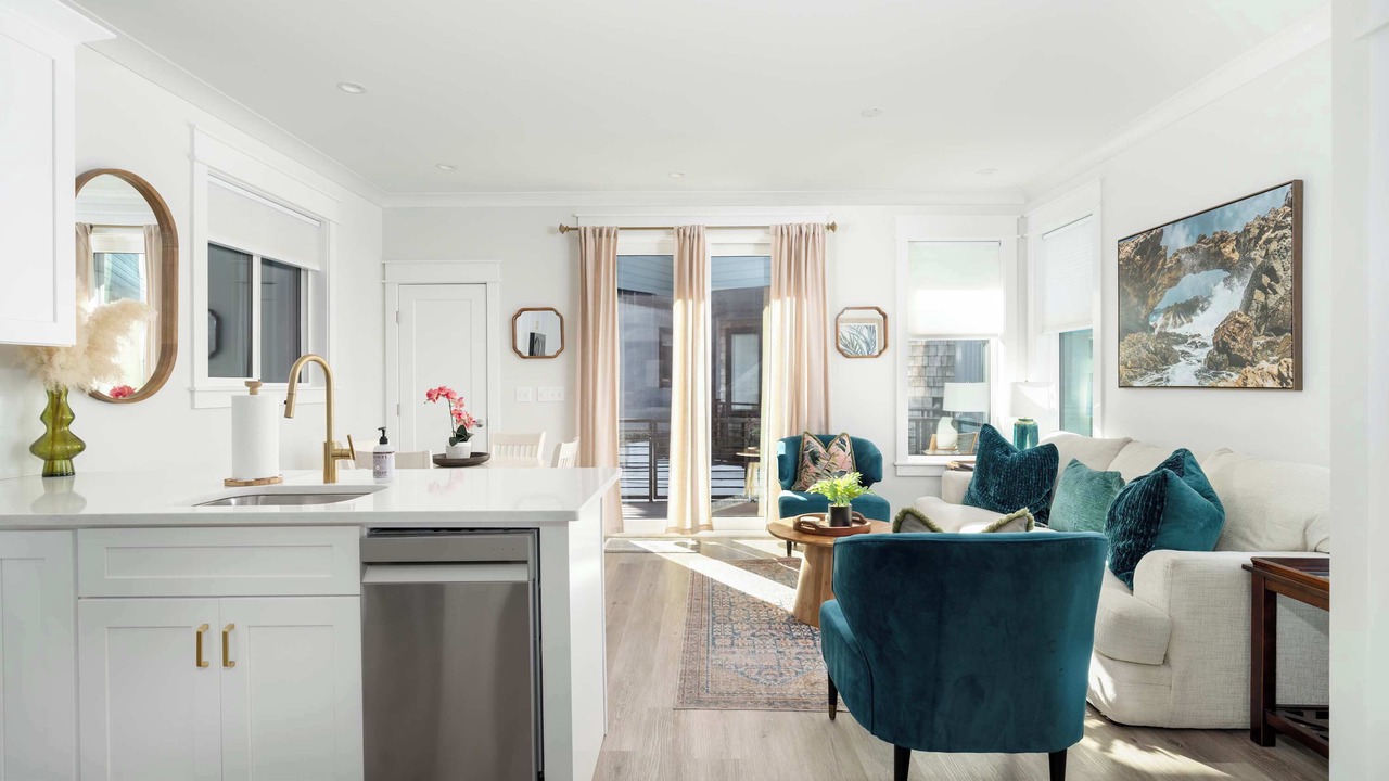 Photo of Livingroom in Wilmington Historic District