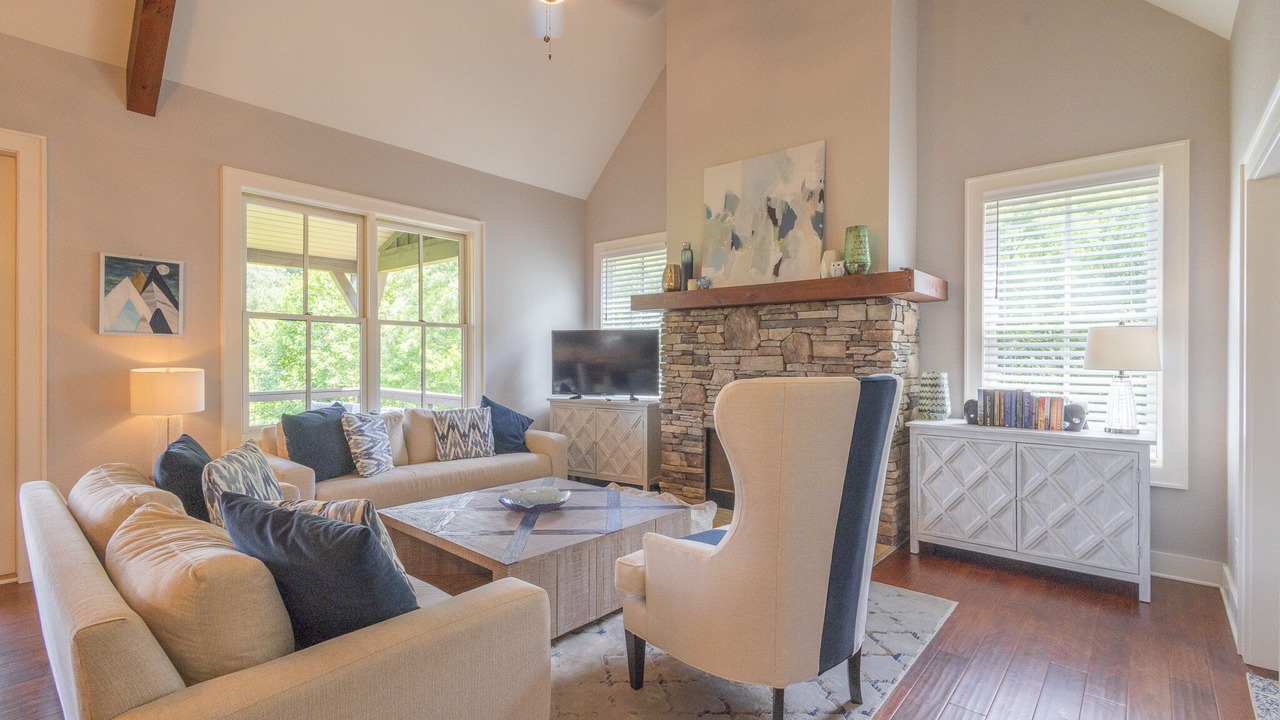 Photo of Livingroom in Bear Lake Reserve