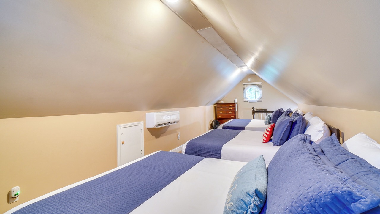 Photo of Bedroom in Sloans Valley