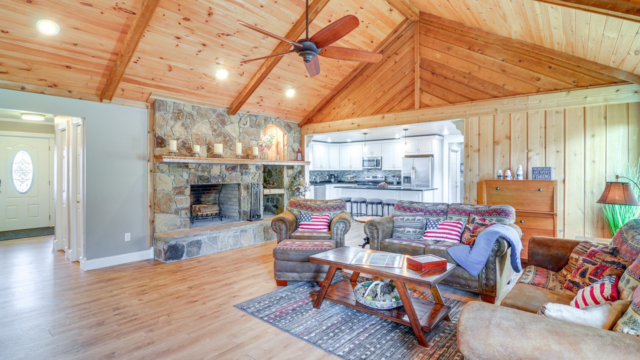 Photo of Bedroom in Sloans Valley