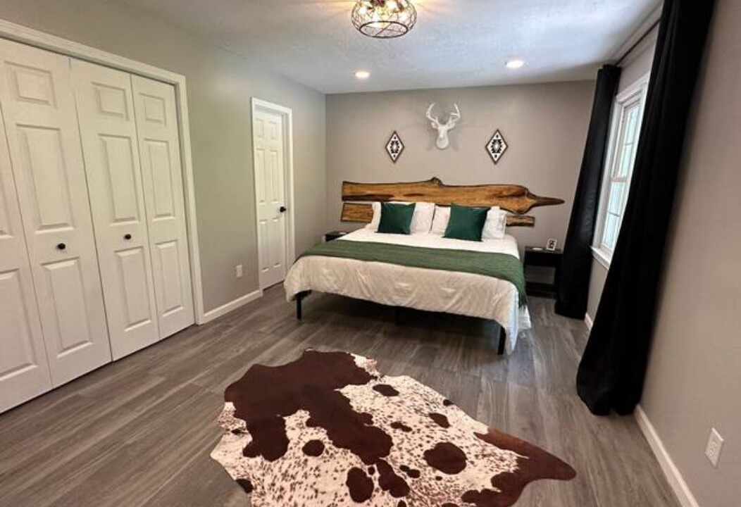 Photo of Bedroom in Sylva
