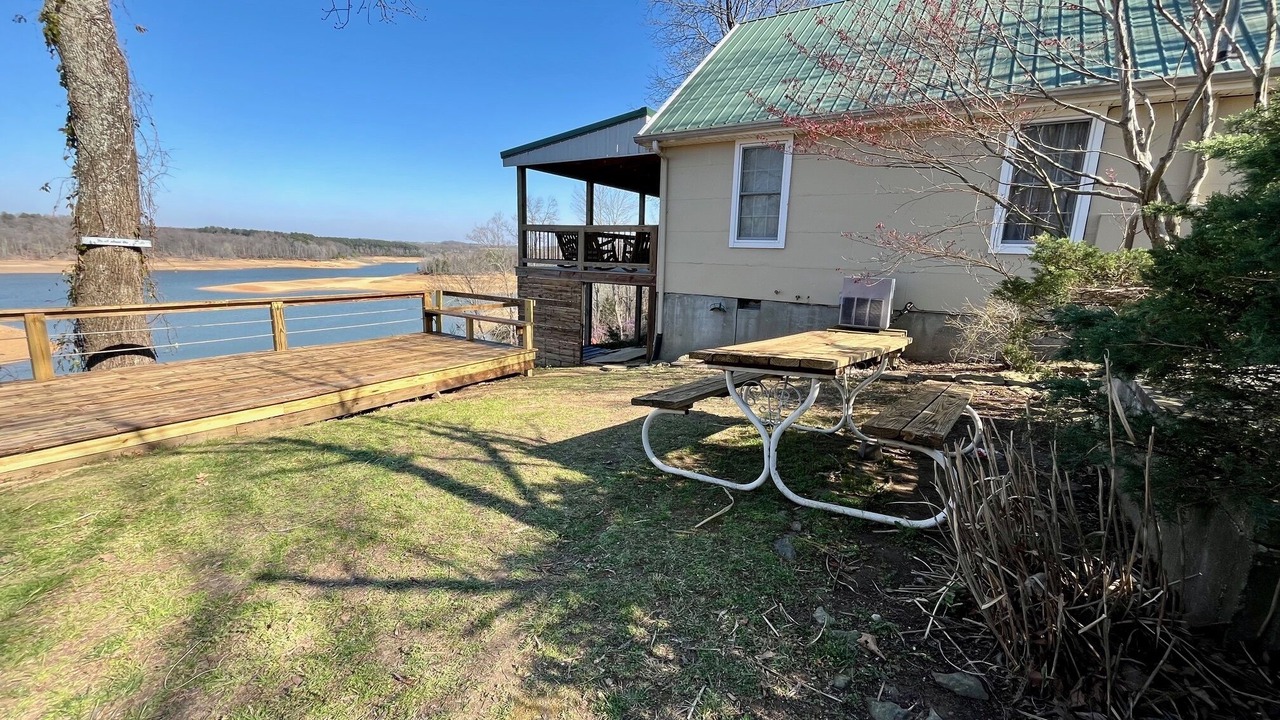 Photo of Outdoor in Falls of Rough
