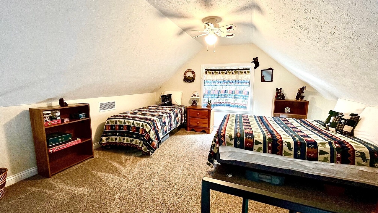 Photo of Bedroom in Falls of Rough