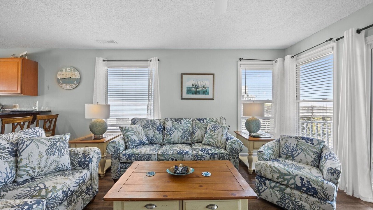 Photo of Livingroom in Sneads Ferry