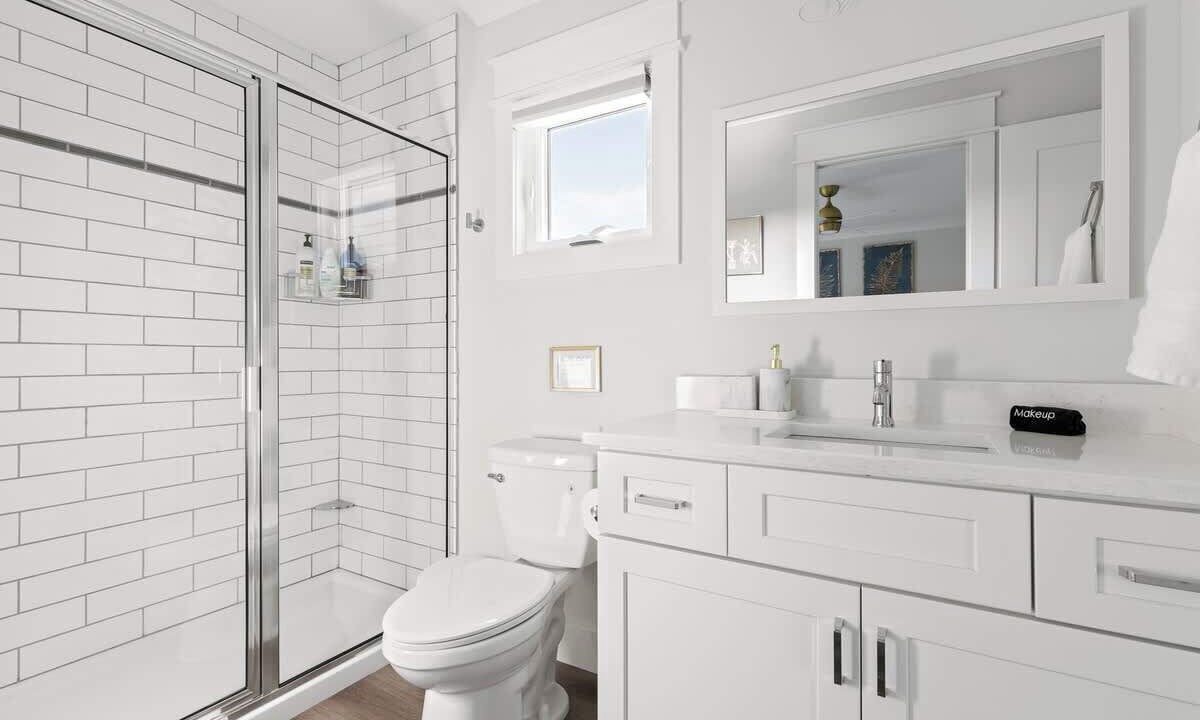 Photo of Bathroom in River District
