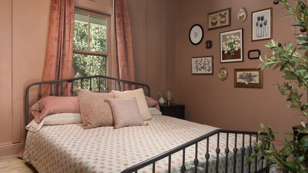 Photo of Bedroom in Asheville
