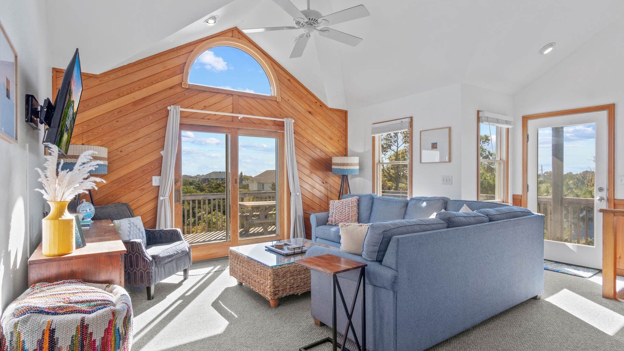 Photo of Bedroom in Waves