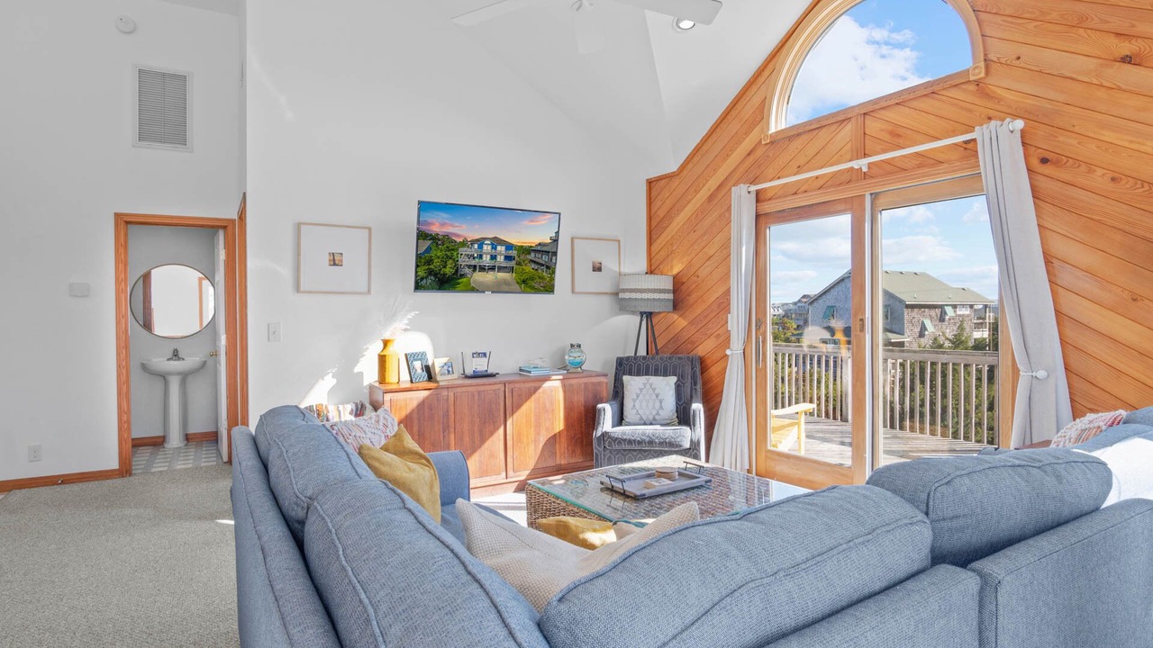 Photo of Bedroom in Waves