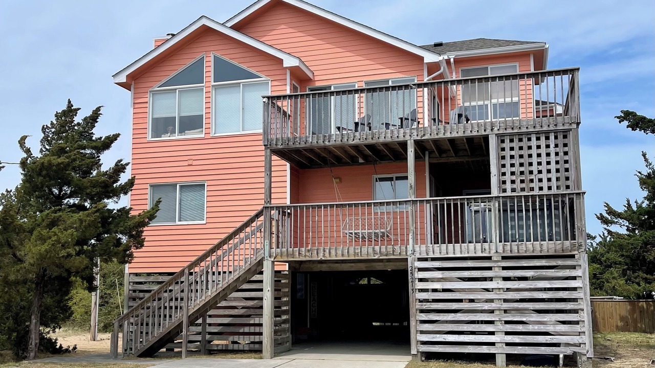 Photo of Outdoor in Waves