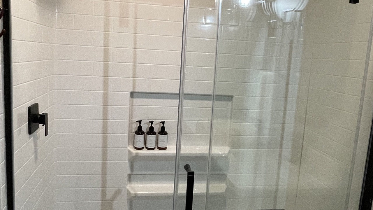 Photo of Bathroom in Hardin
