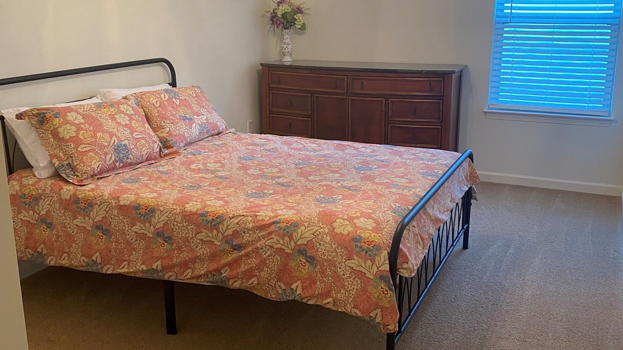 Photo of Bedroom in High Point