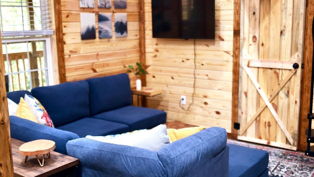 Photo of Livingroom in Rogers