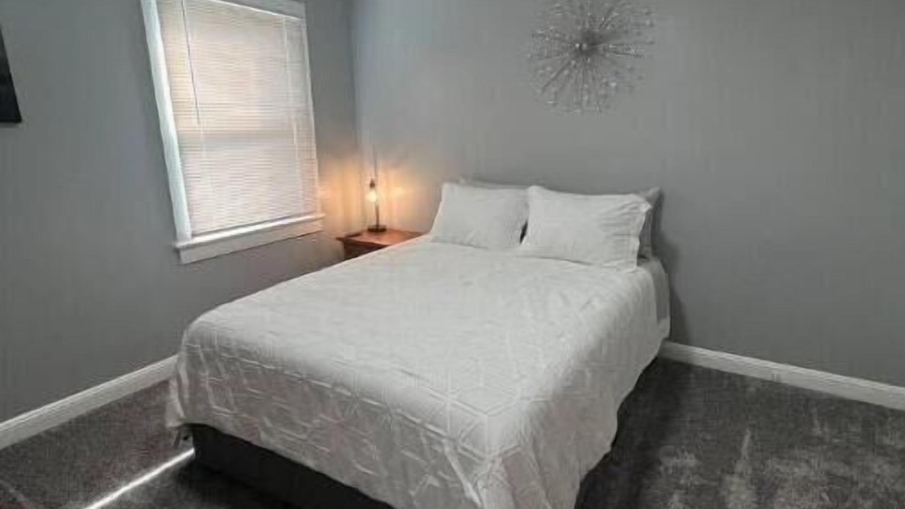Photo of Bedroom in Hopewell