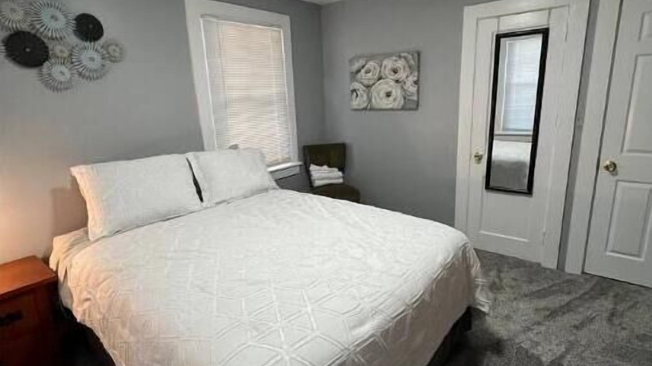 Photo of Bedroom in Hopewell
