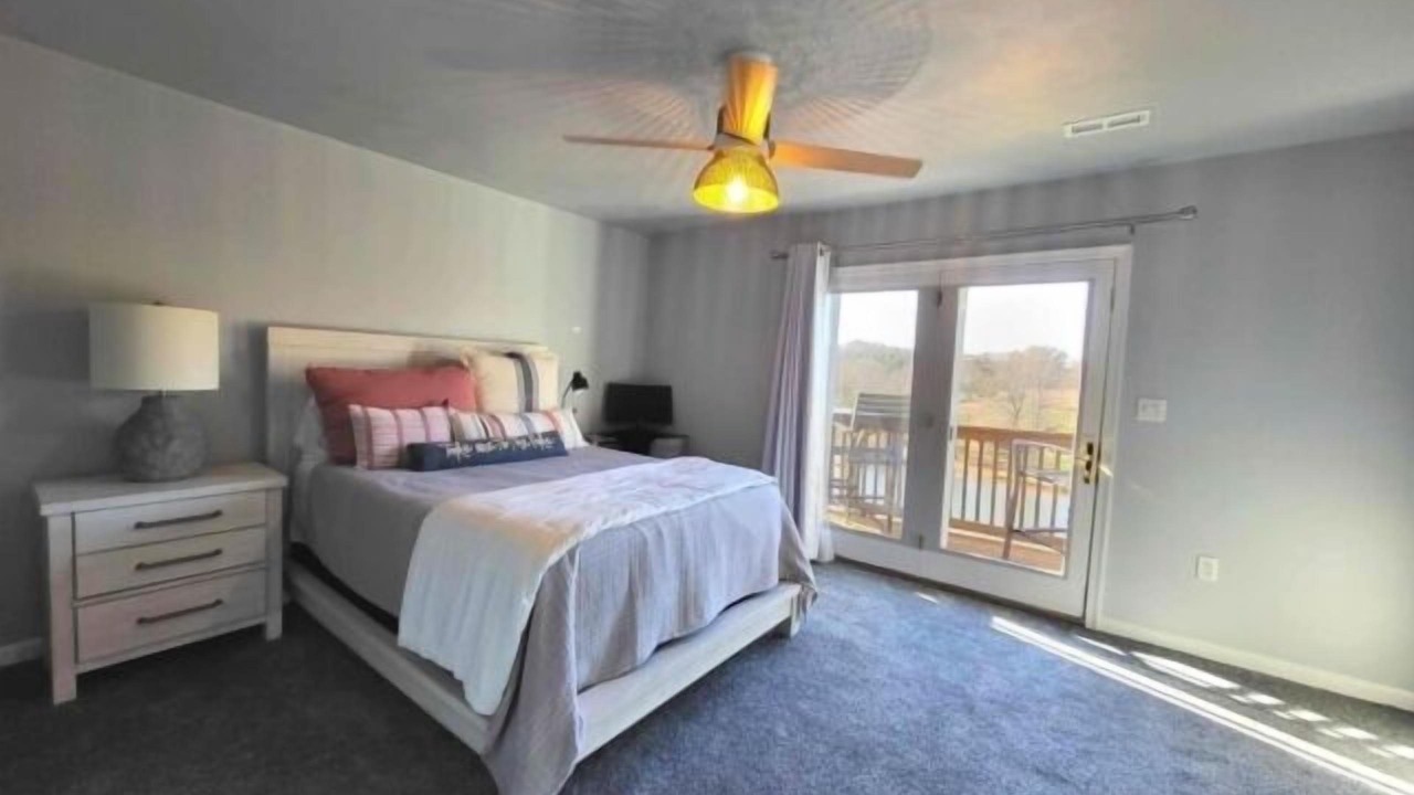 Photo of Bedroom in Hardy
