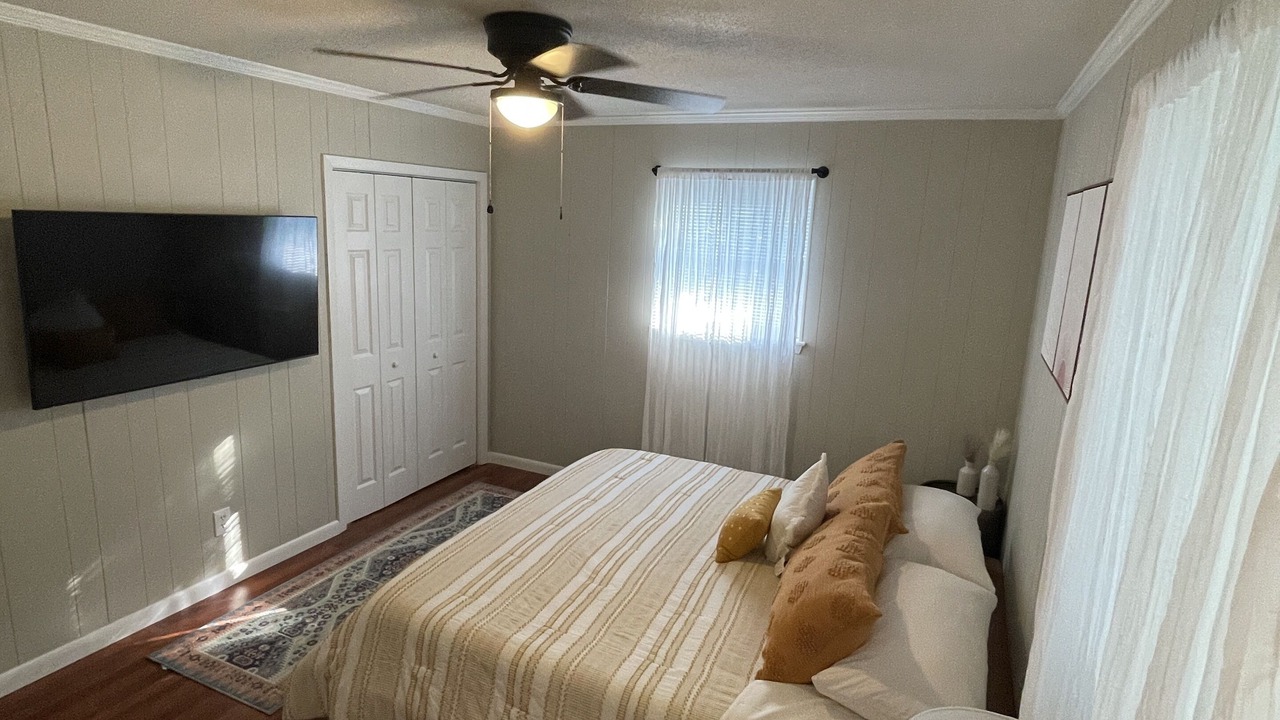 Photo of Bedroom in Silver Lake