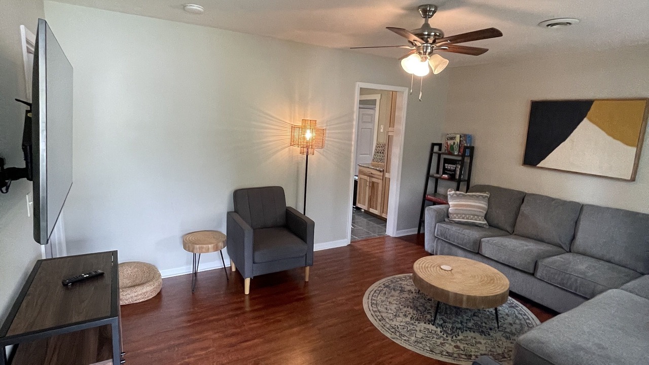 Photo of Livingroom in Silver Lake