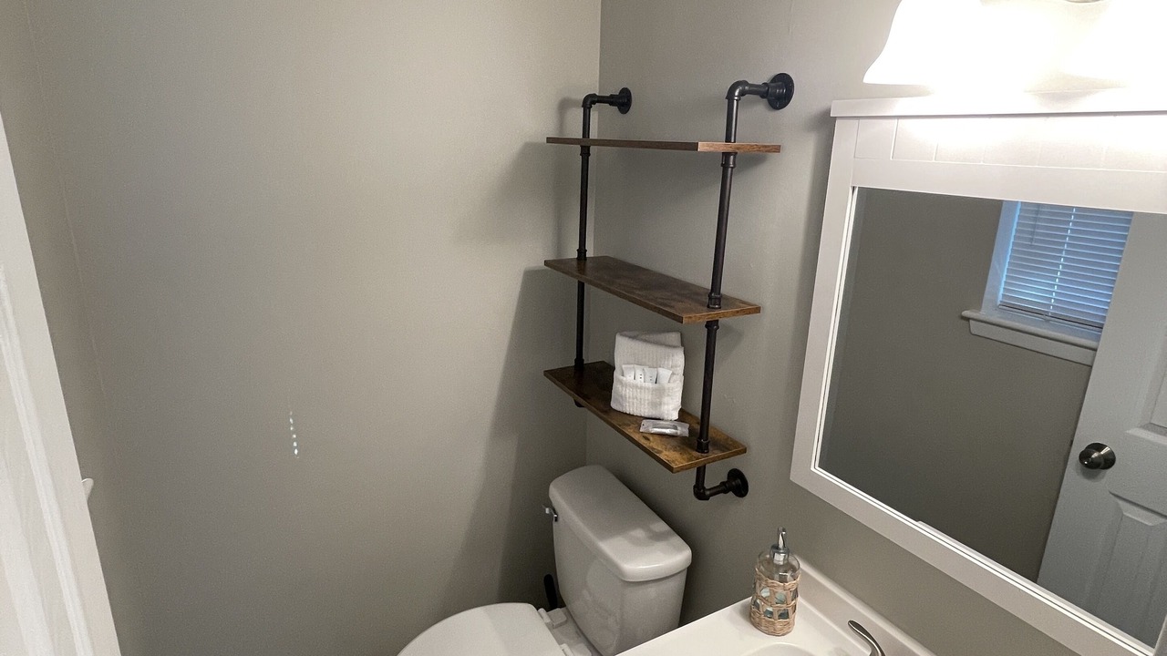 Photo of Bathroom in Silver Lake