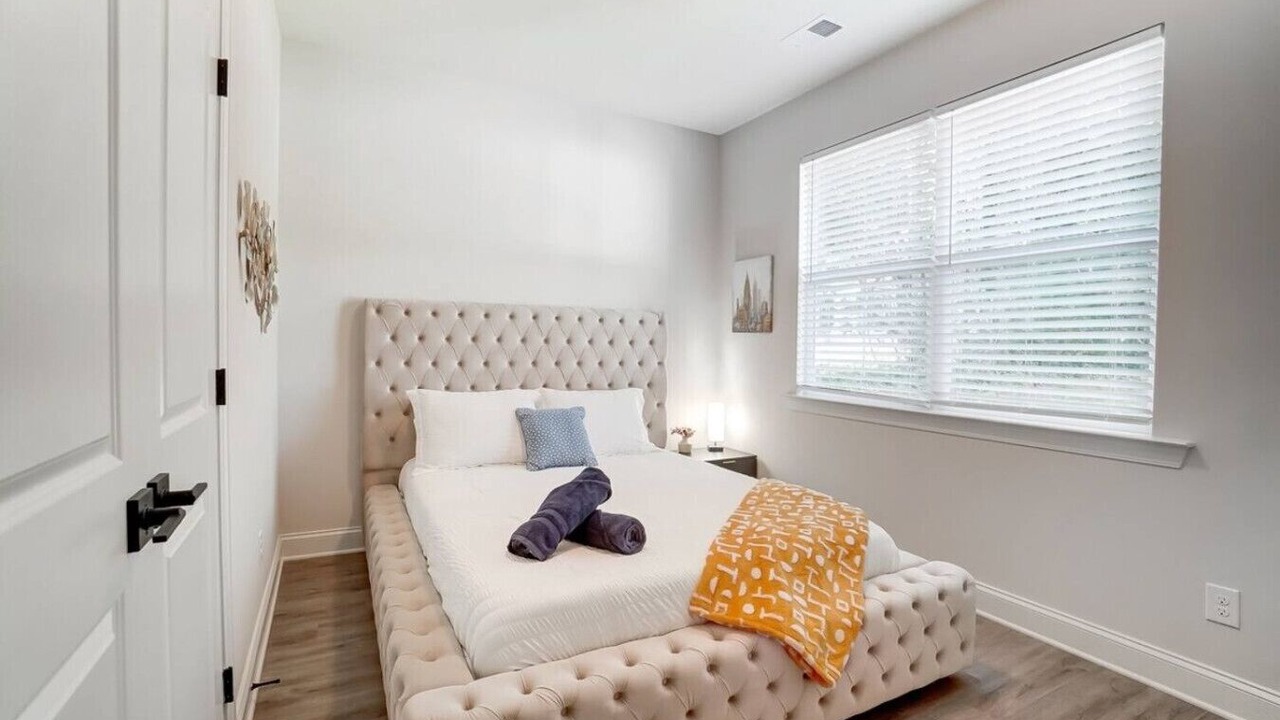 Photo of Bedroom in Oakdale