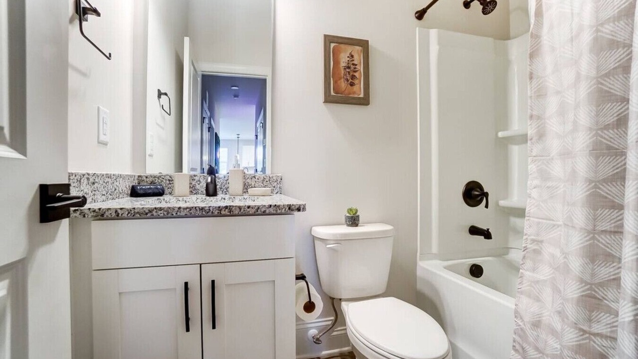 Photo of Bathroom in Oakdale