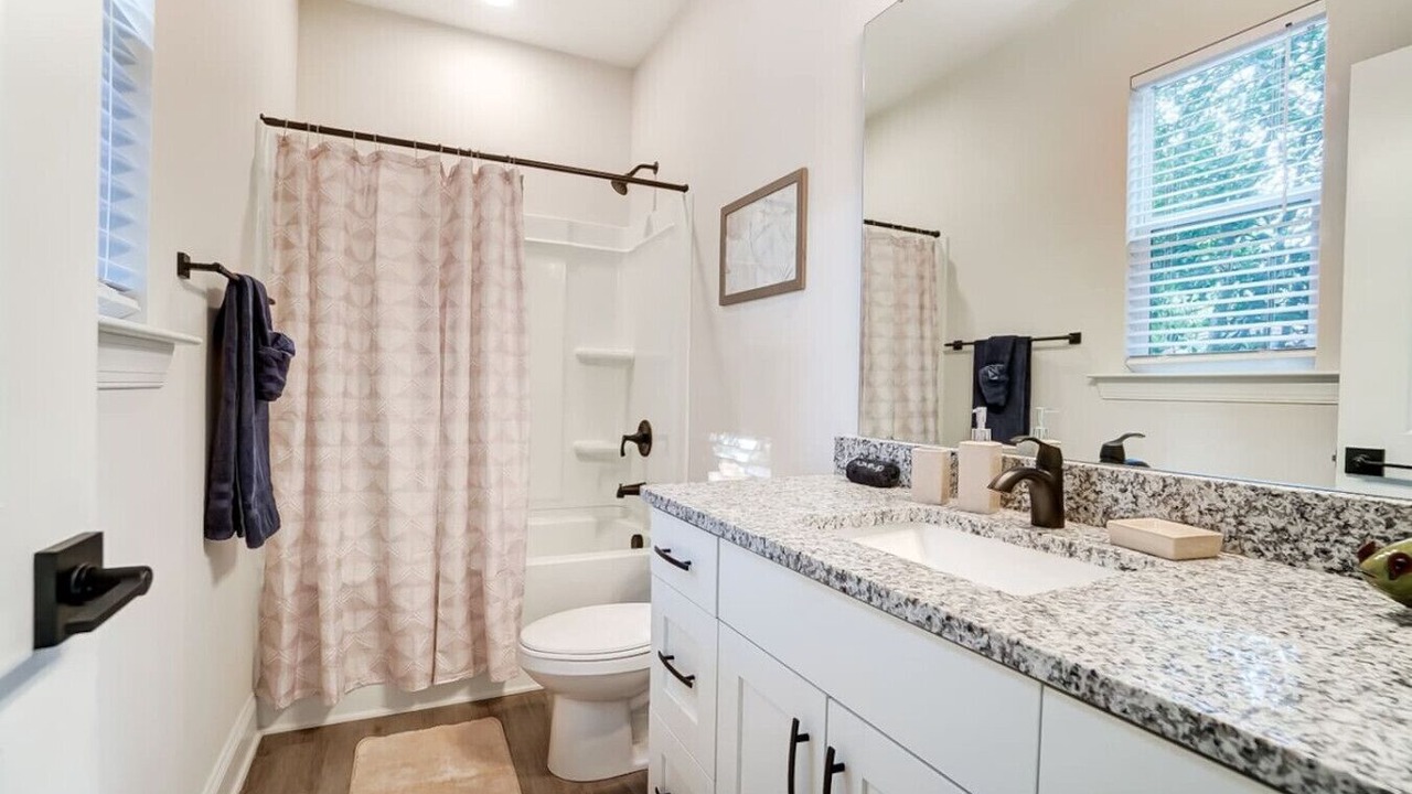 Photo of Bathroom in Oakdale