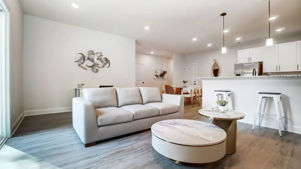 Photo of Livingroom in Oakdale