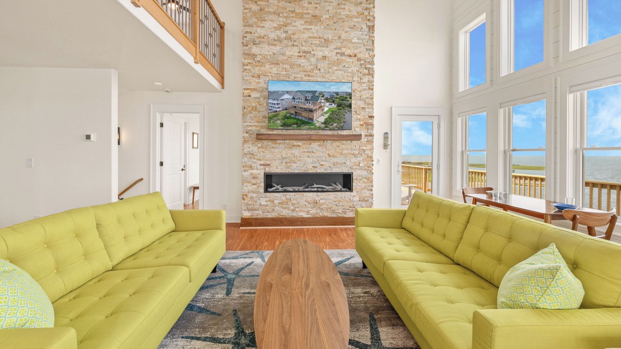 Photo of Bedroom in Wind Over Waves