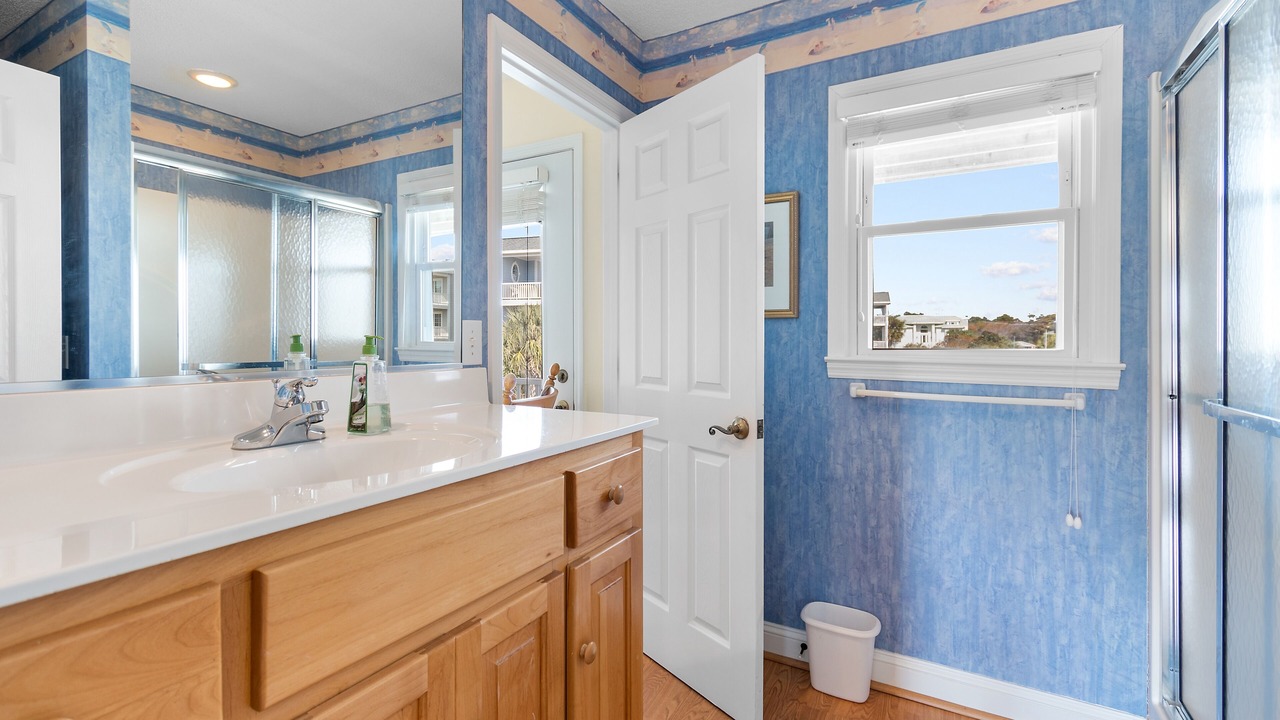 Photo of Bathroom in Holden Beach