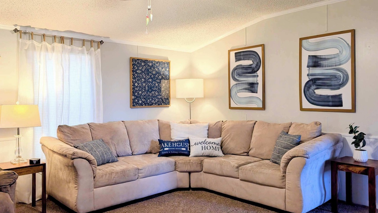 Photo of Bedroom in Falls of Rough