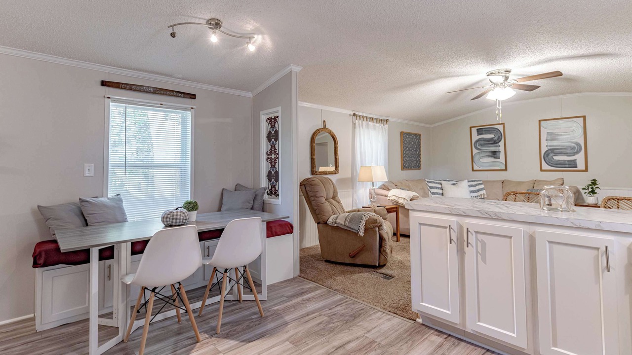 Photo of Bedroom in Falls of Rough