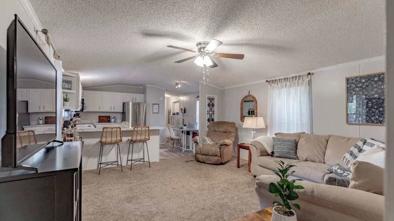 Photo of Bedroom in Falls of Rough
