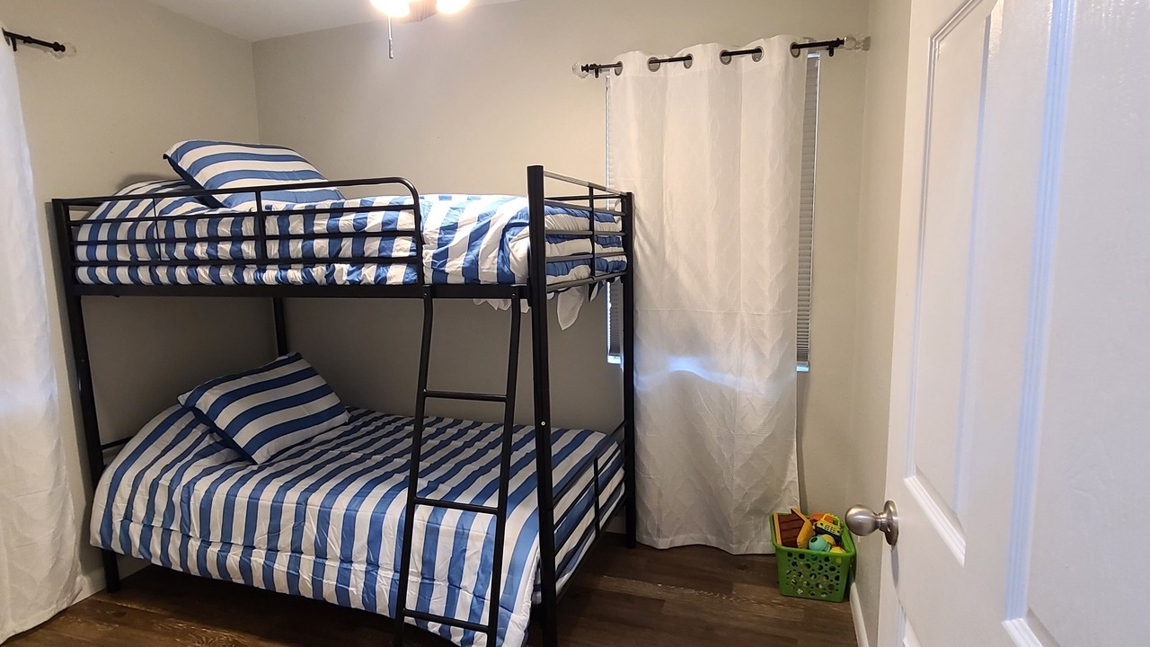Photo of Bedroom in Muddy Pond