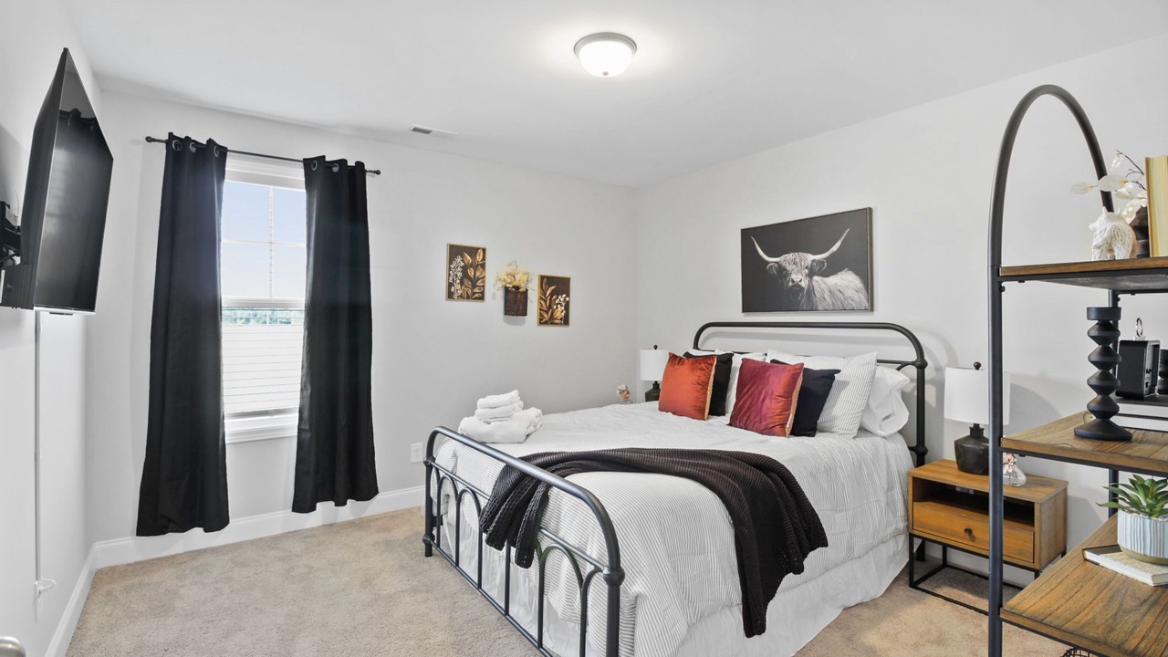 Photo of Bedroom in Cape Fear