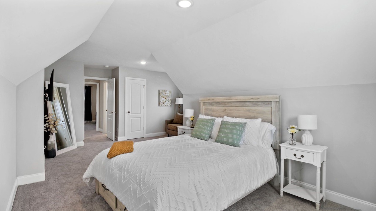 Photo of Bedroom in Cape Fear