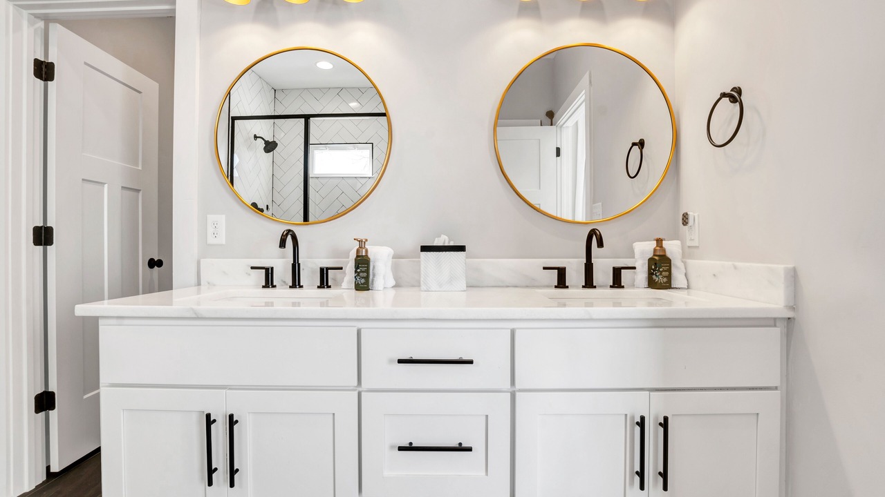 Photo of Bathroom in Lindseyville