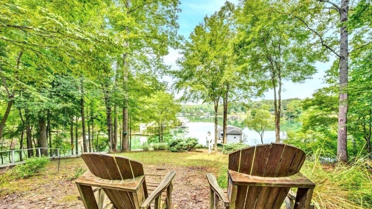 Photo of Others in Smith Mountain Lake