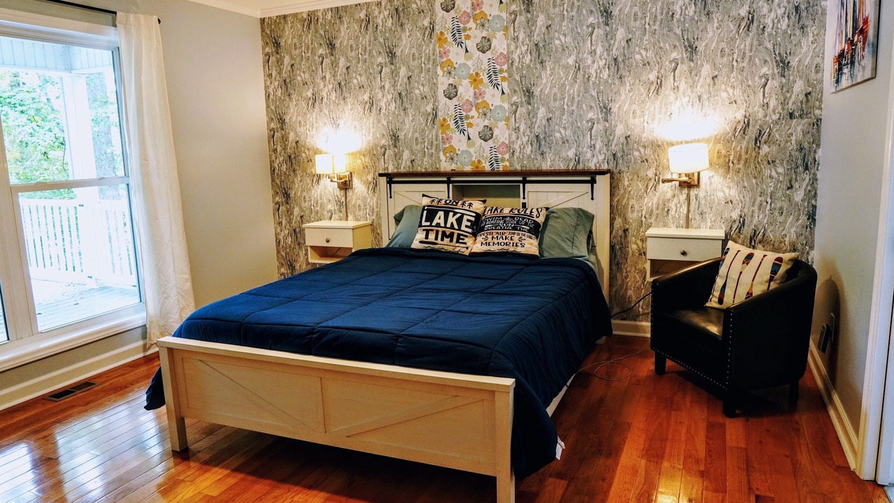 Photo of Bedroom in Roxboro