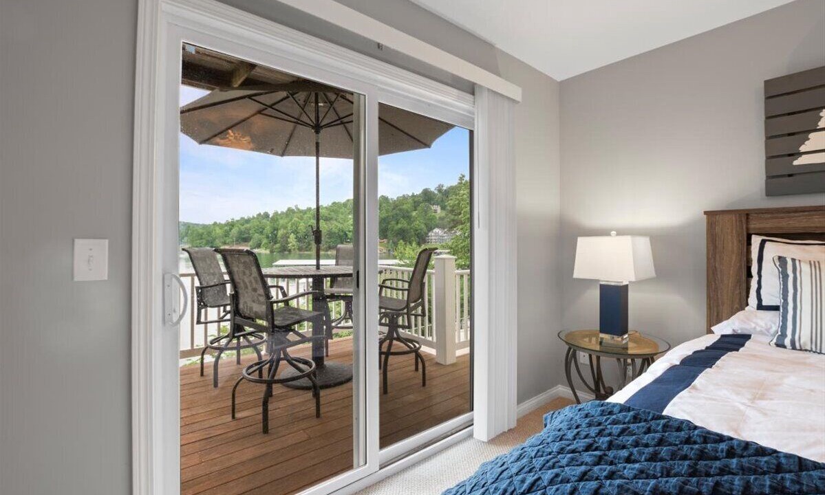 Photo of Bedroom in La Follette
