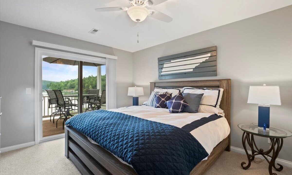 Photo of Bedroom in La Follette