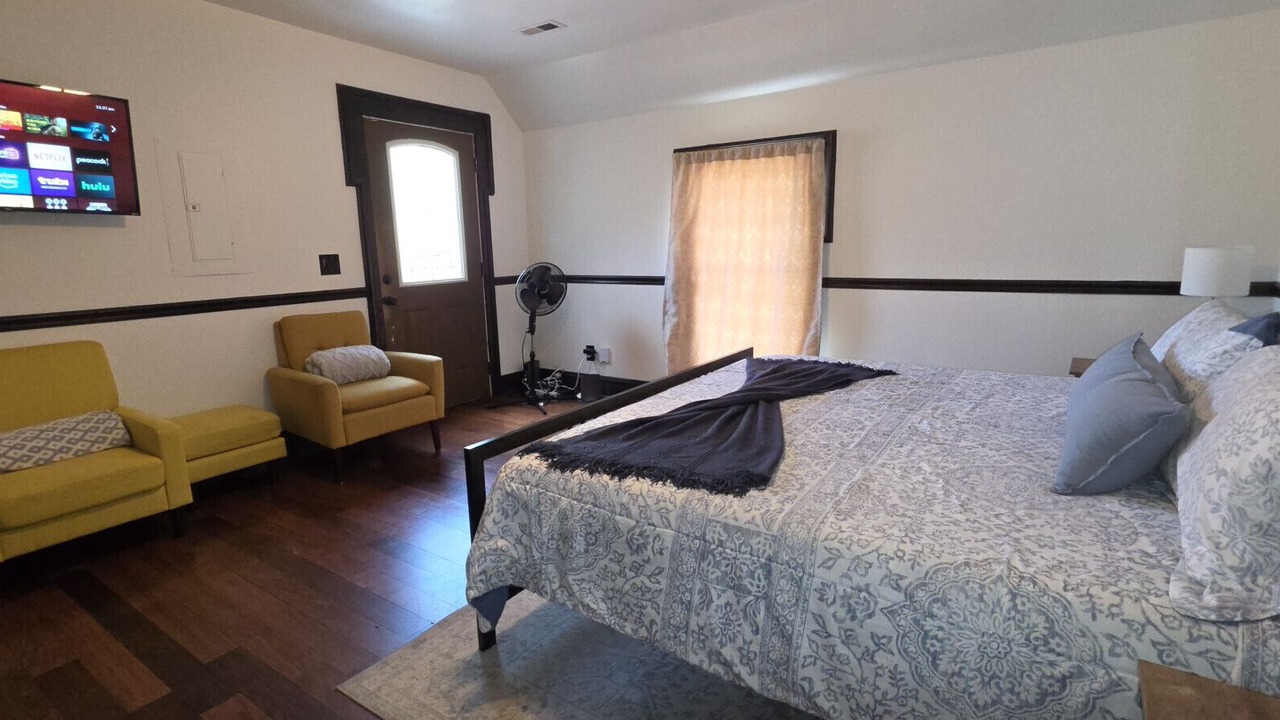 Photo of Bedroom in Knoxville